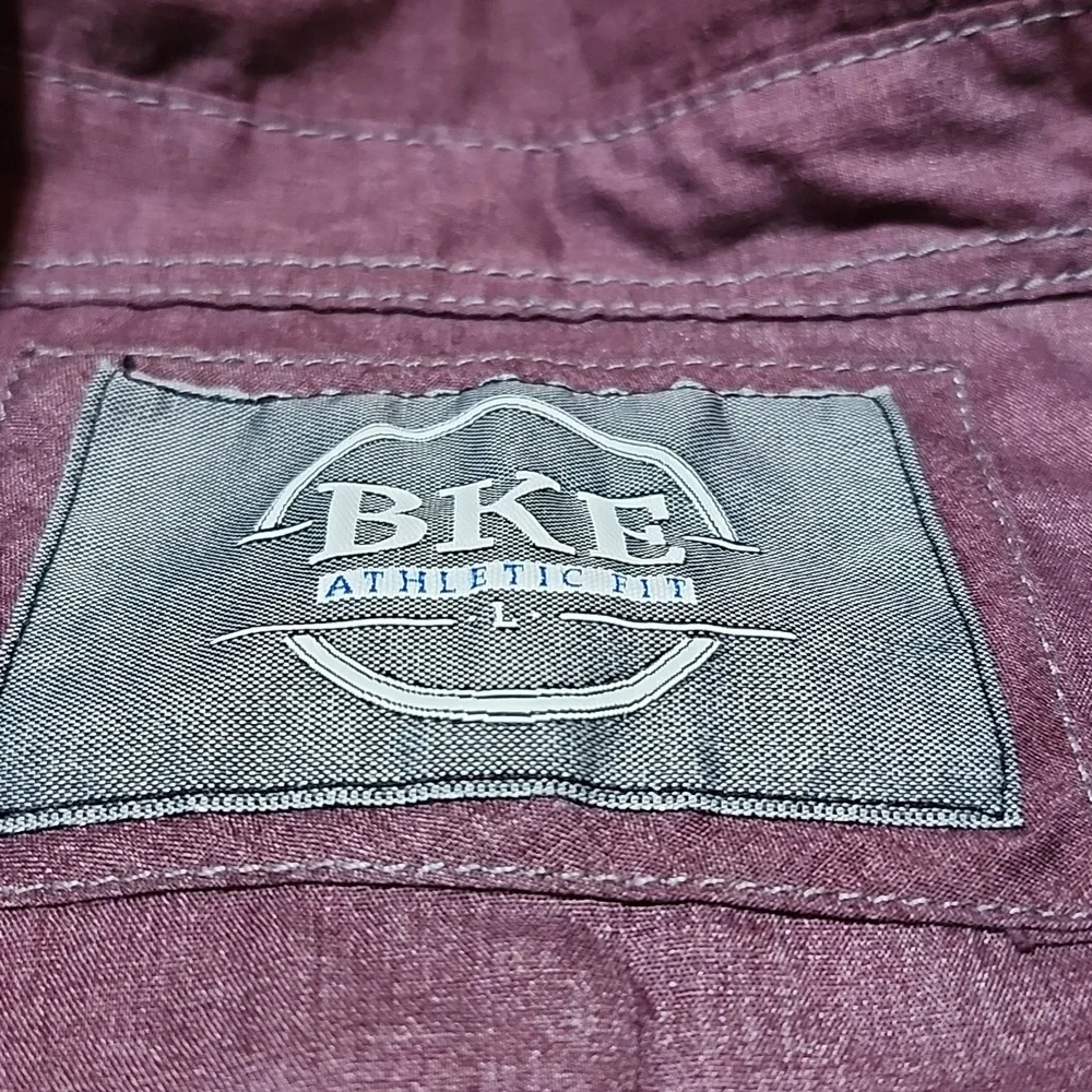 BKE ATHLETIC BURGUNDY & GRAY STITCH CASUAL BUTTON DOWN LONG-SLEEVED SHIRT LARGE